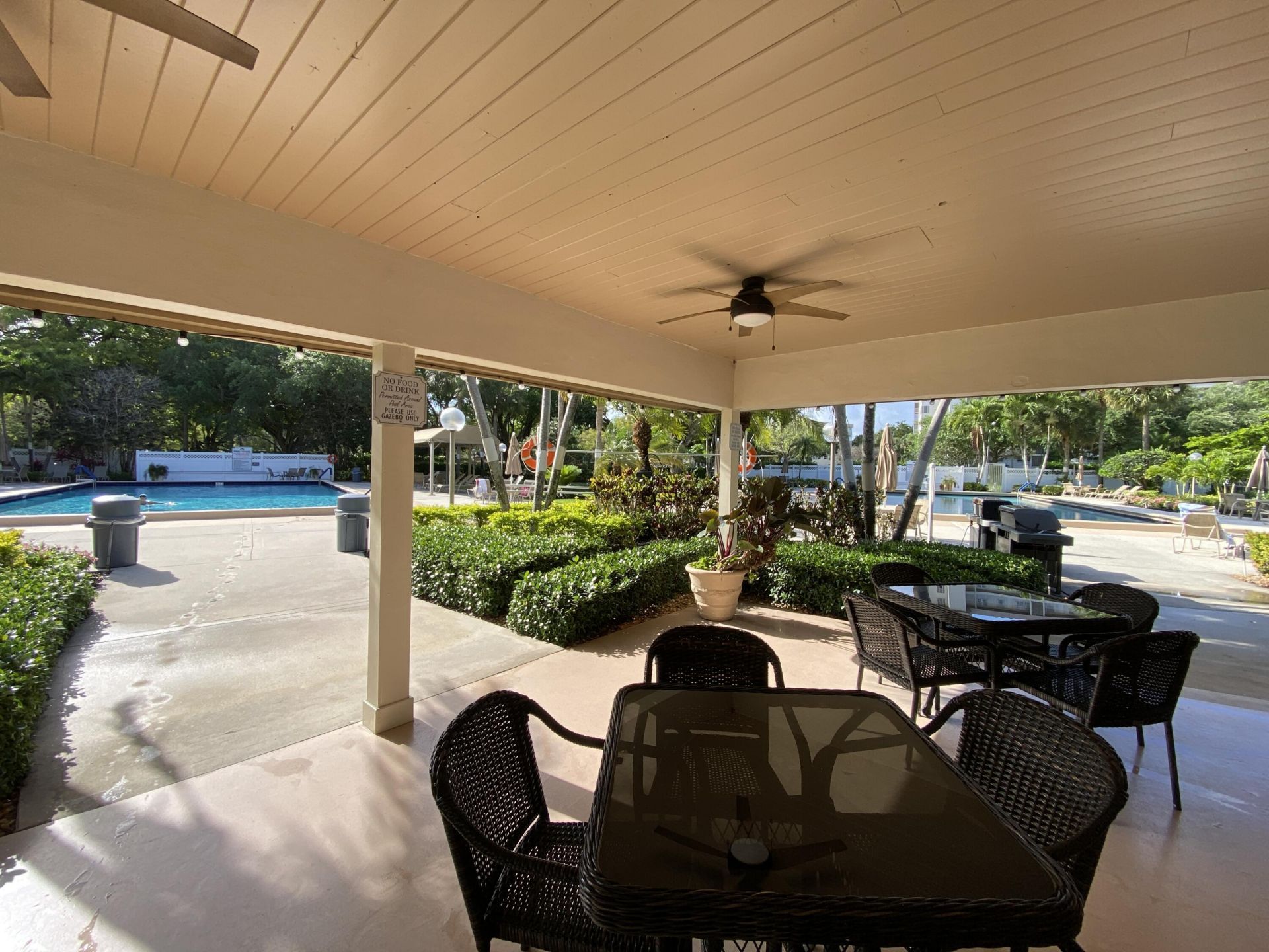 3503 Oaks Way, Unit 202, Pompano Beach, FL 33069 Photo