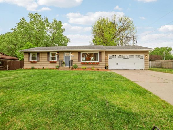 1392 Amaryllis Lane, Eagan, MN 55123