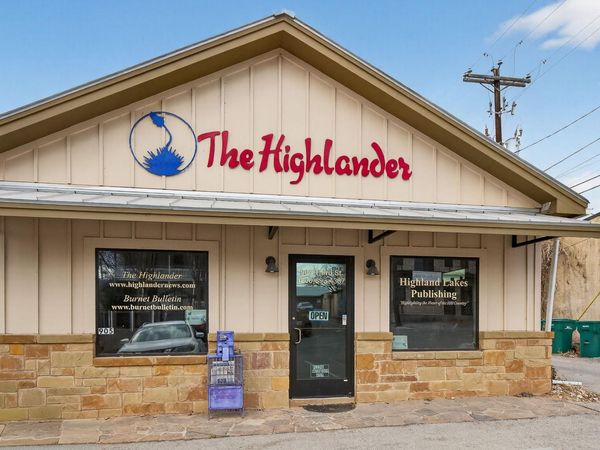 905 3rd ST, Marble Falls, TX 78654