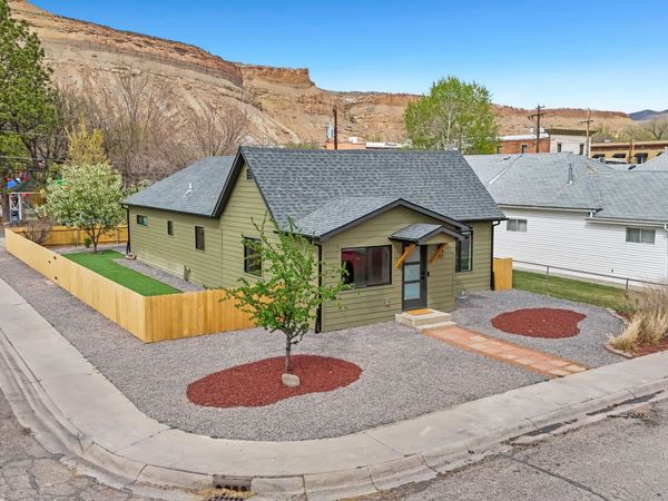 140 W 4th Street , Palisade, CO 81526
