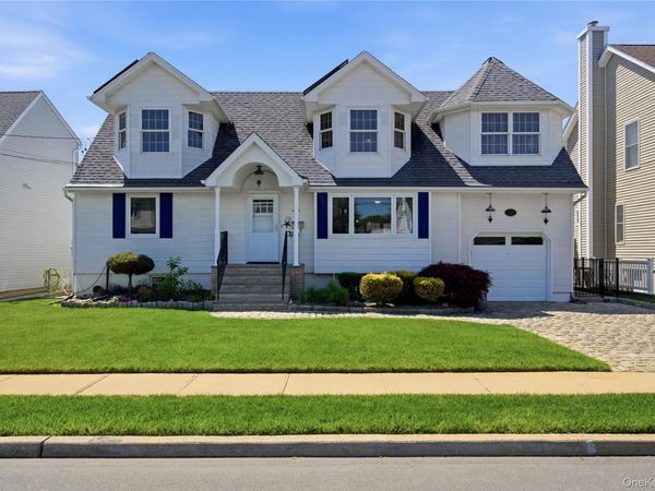 228 Atlantic Avenue , Massapequa Park, NY 11762