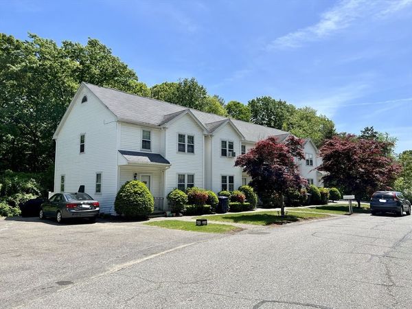 71 Brook St, Dracut, MA 01826