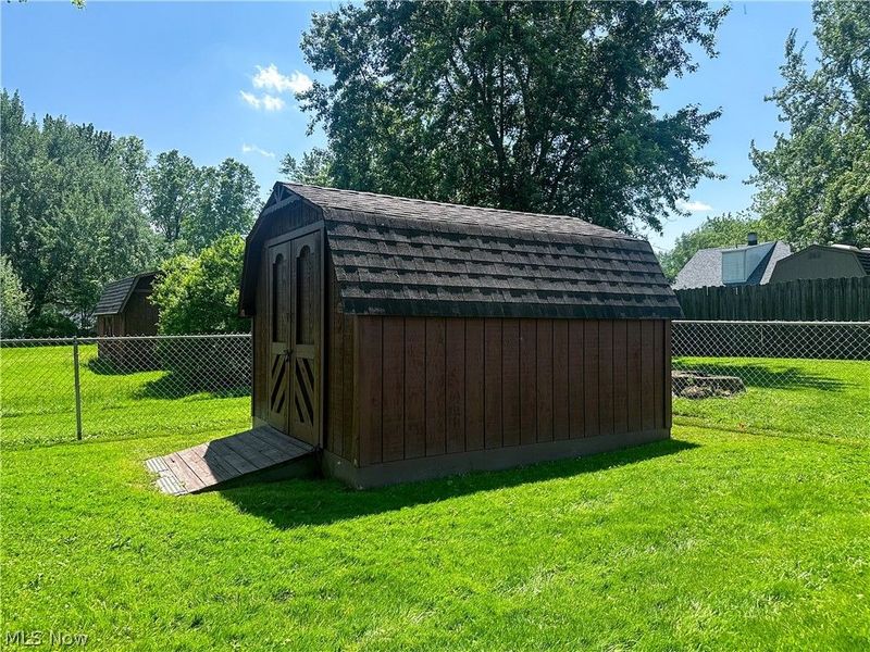 100 Blossom Lane, Niles, OH 44446 Photo 37