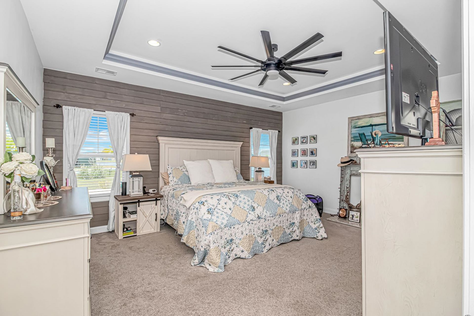 556 Indigo Bay Circle  Photo 17