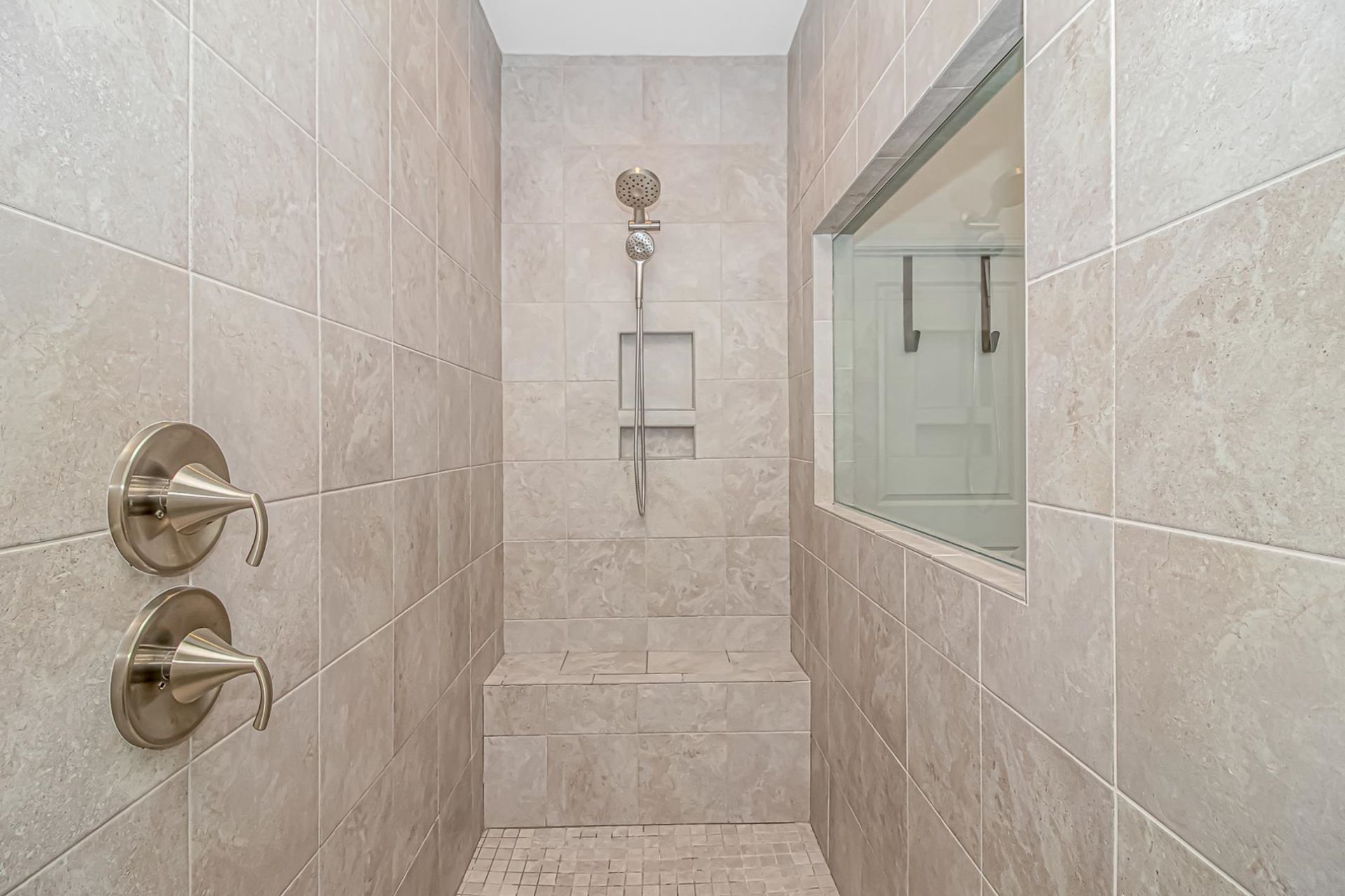556 Indigo Bay Circle  Photo 20