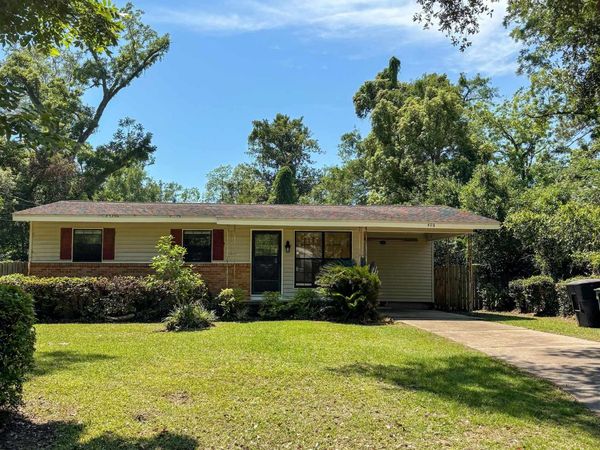 408 CAMBRIDGE Drive , Tallahassee, FL 32304