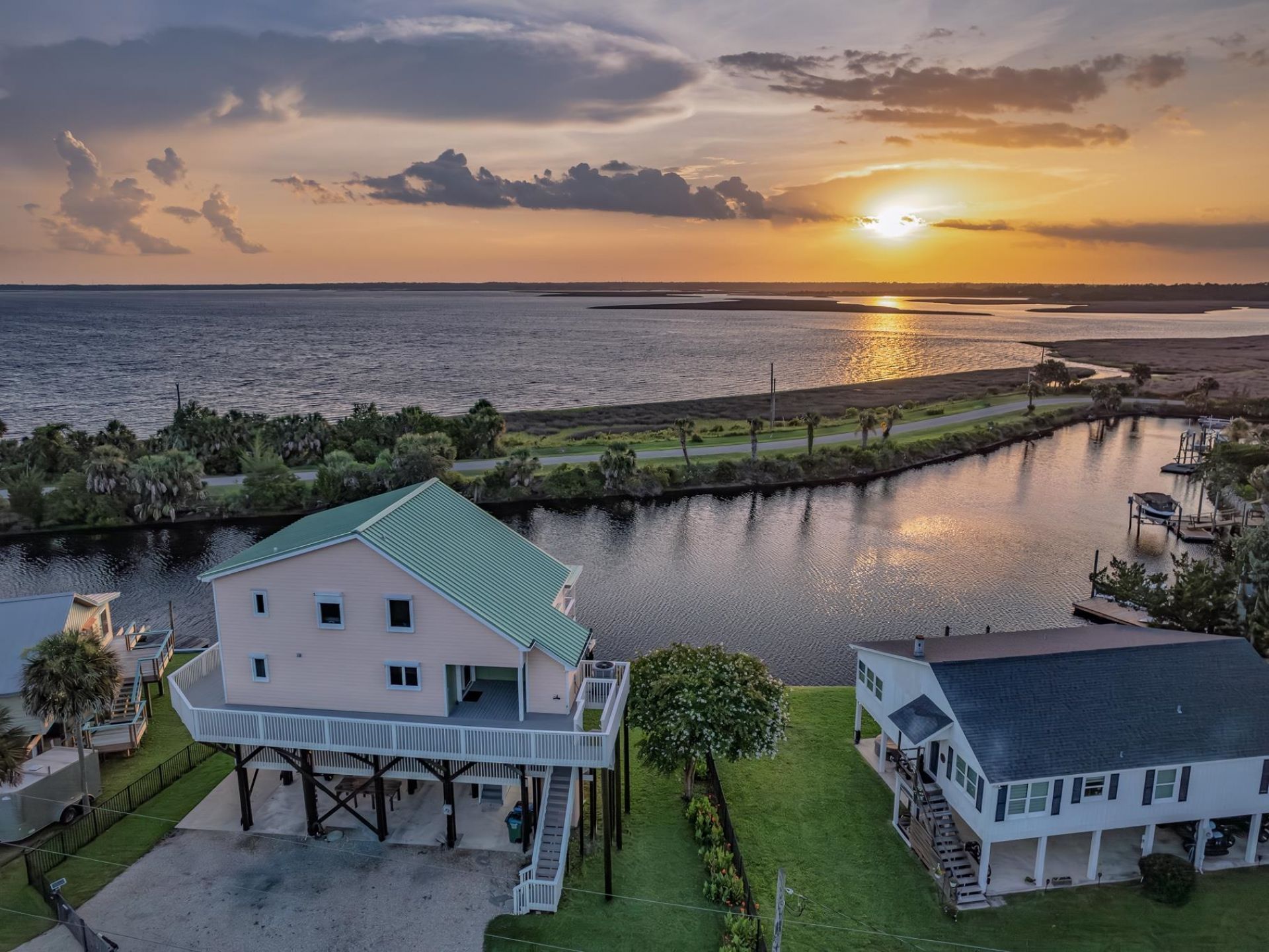6 Gulf Breeze Court, Crawfordville, FL 32327 Photo