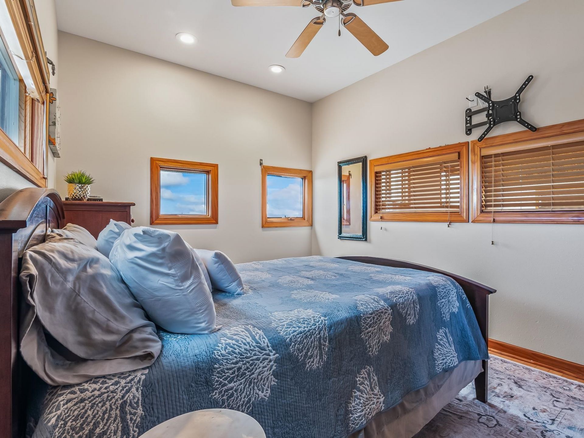 6 Gulf Breeze Court, Crawfordville, FL 32327 Photo