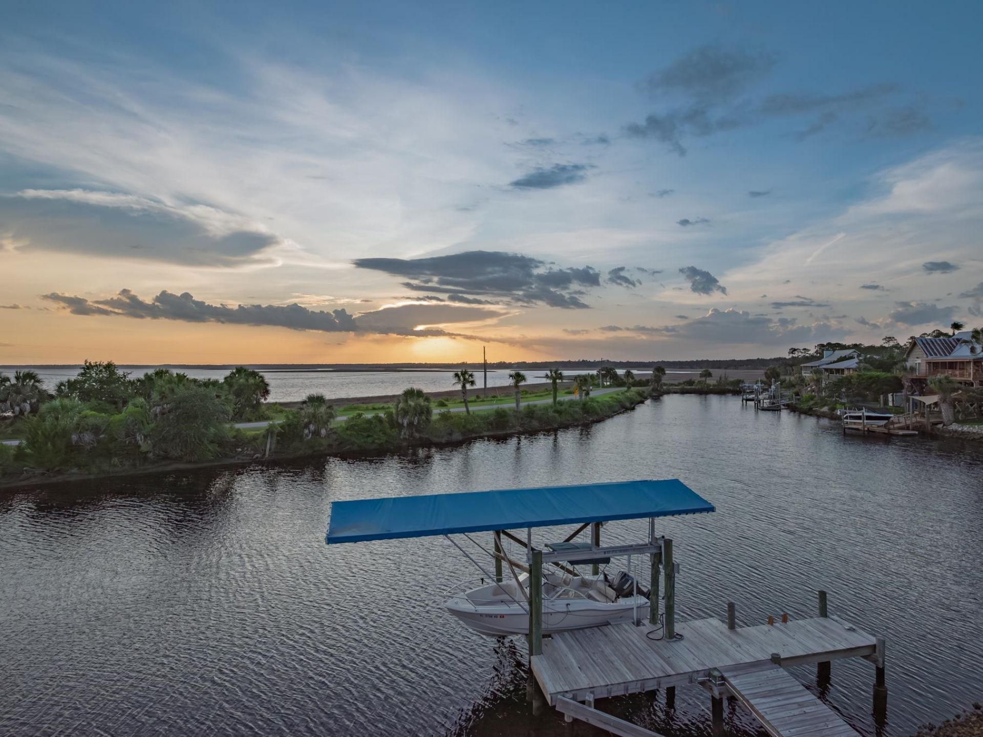 6 Gulf Breeze Court, Crawfordville, FL 32327 Photo