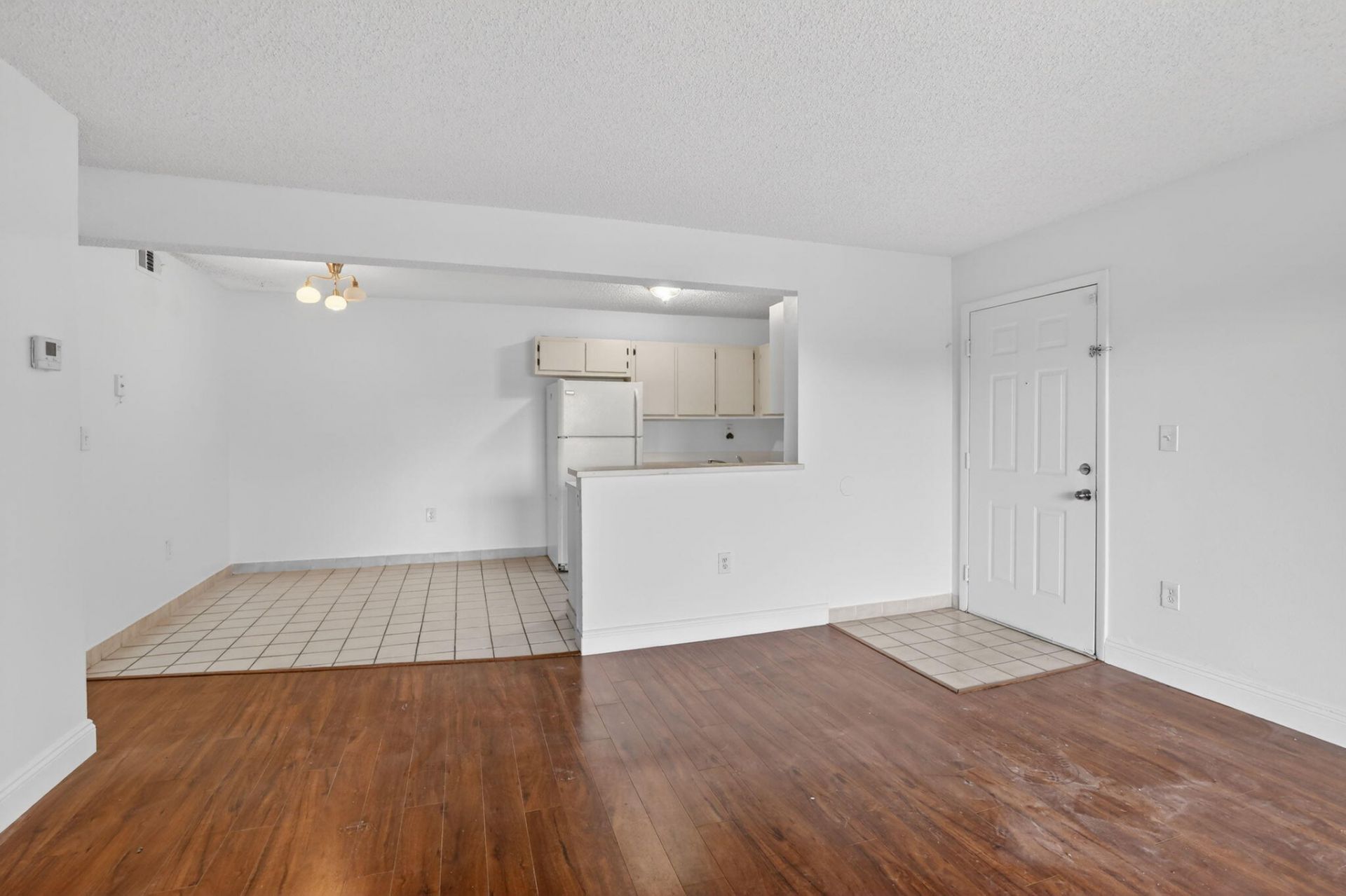300 Palm Circle W, Pembroke Pines, FL 33025 Photo