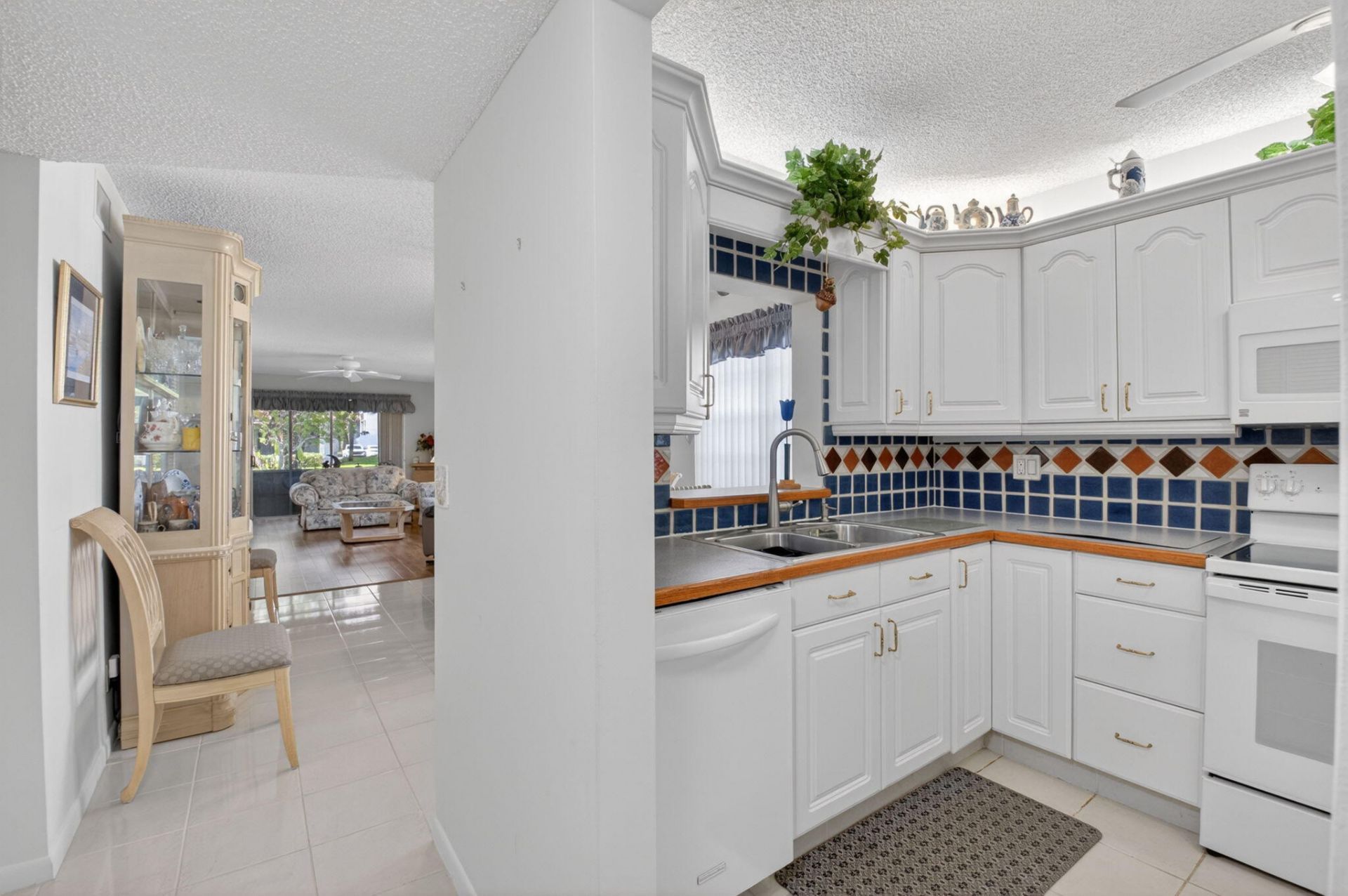 2935 SW 22nd Avenue, Unit 108, Delray Beach, FL 33445 Photo