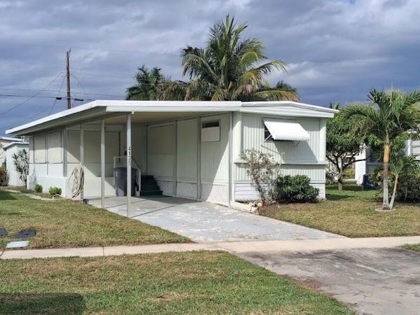 4135 Meadow View Drive, Boynton Beach, FL 33436