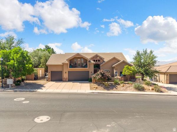 1020 E SILVER SHADOWS DR , Washington, UT 84780