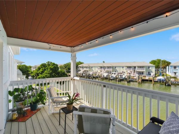 5162 SALMON DRIVE SE, Unit C, ST PETERSBURG, FL 33705