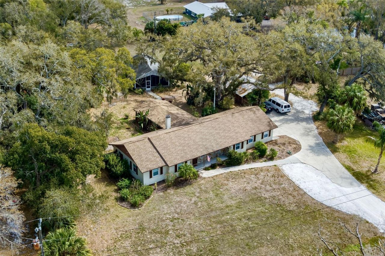 6211 30th Avenue E, Palmetto, FL 34221 Photo