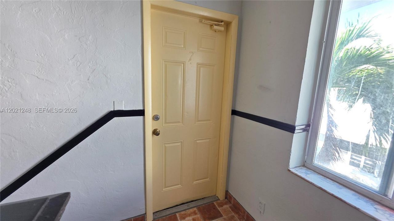 7629 Dickens Ave , Unit 7, Miami Beach, FL 33141 Photo