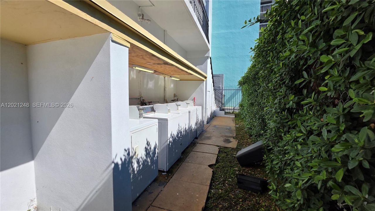 7629 Dickens Ave , Unit 7, Miami Beach, FL 33141 Photo