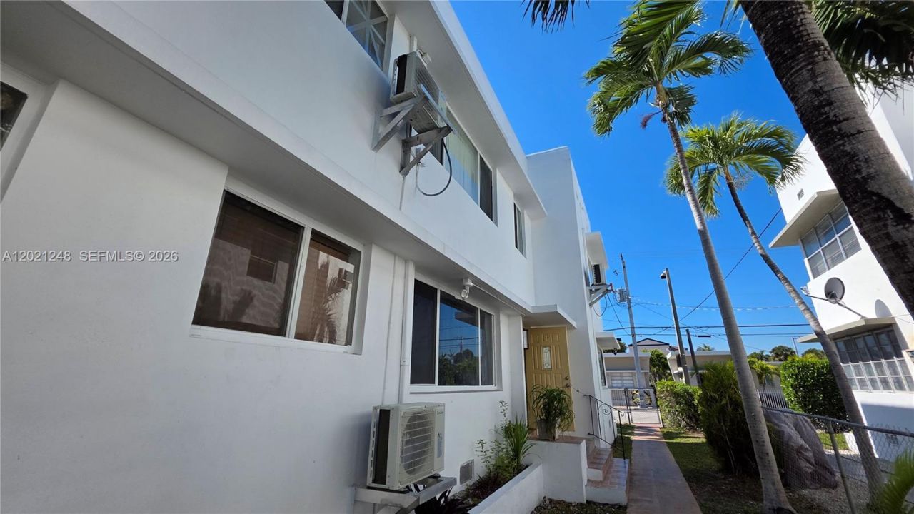 7629 Dickens Ave , Unit 7, Miami Beach, FL 33141 Photo