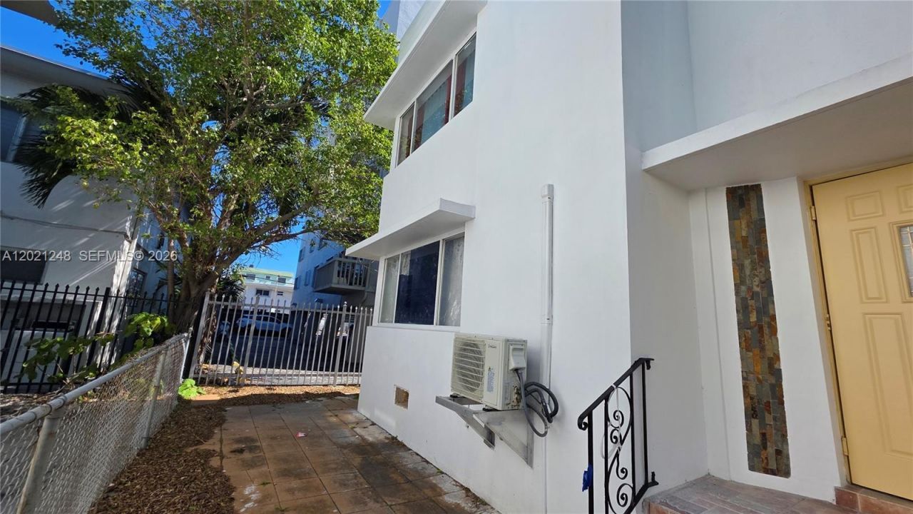 7629 Dickens Ave , Unit 7, Miami Beach, FL 33141 Photo