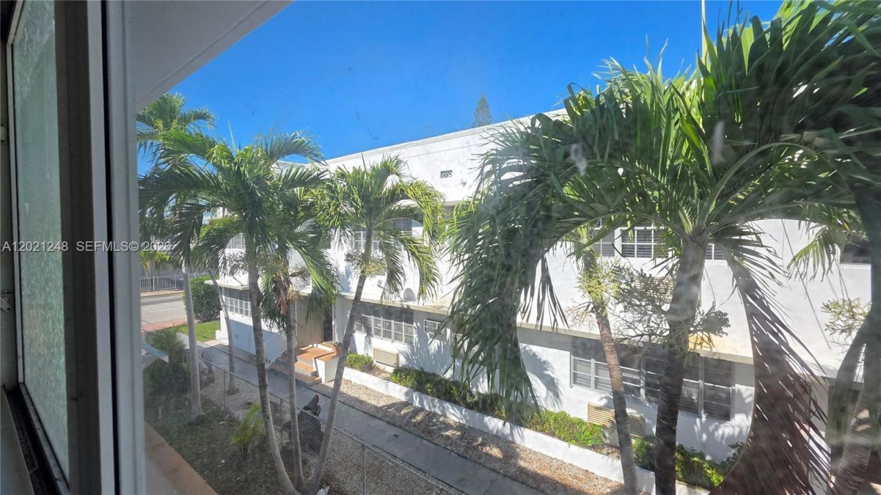 7629 Dickens Ave , Unit 7, Miami Beach, FL 33141 Photo