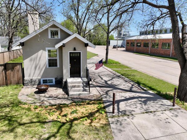 301 N 11th Street, Olivia, MN 56277