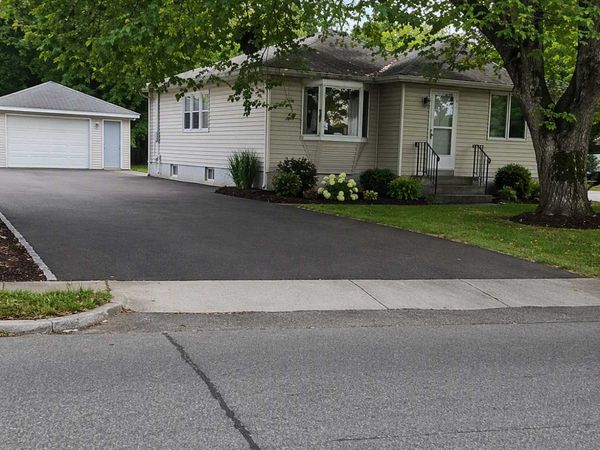 5815 42nd Avenue N, Robbinsdale, MN 55422