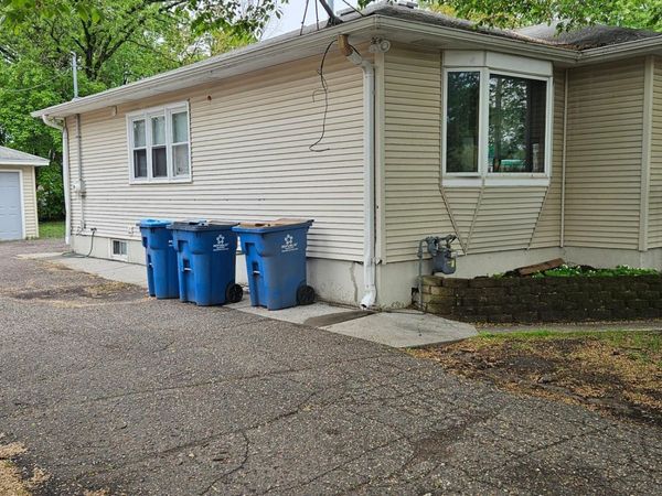 5815 42nd Avenue N, Robbinsdale, MN 55422