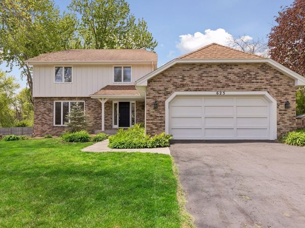625 Alvarado Lane N, Plymouth, MN 55447