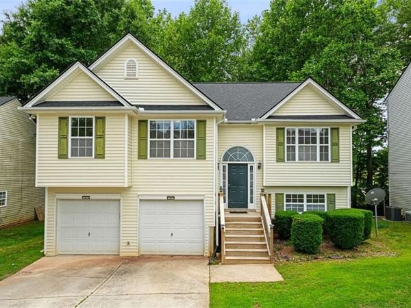 6588 Snowbird Lane, Douglasville, GA 30134