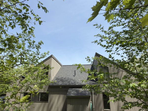 44 Coburn Woods Drive, Nashua, NH 03063