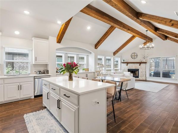 1413 Saddle Ridge Drive, Aubrey, TX 76227