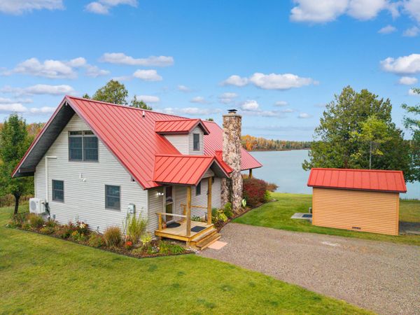 15202 Circle Drive, Millersburg, MI 49759