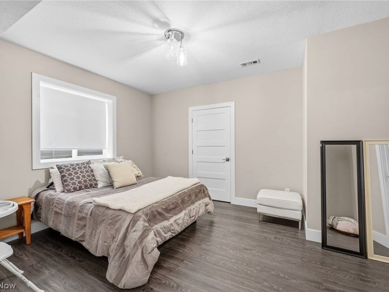 24210 Deptford Drive, Beachwood, OH 44122 Photo 32
