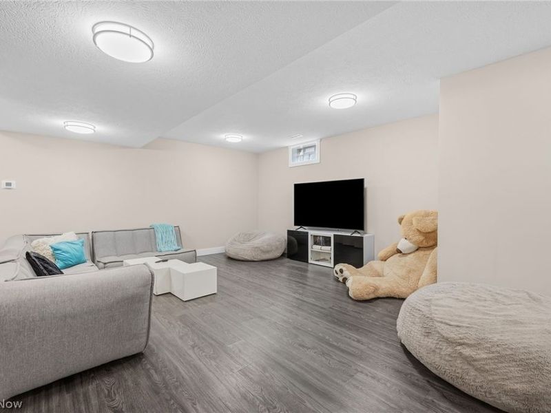 24210 Deptford Drive, Beachwood, OH 44122 Photo 33