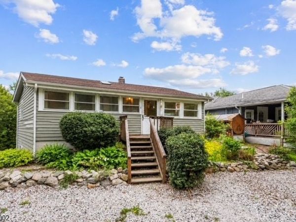 5327 Berkshire Valley Rd, Jefferson, NJ 07438