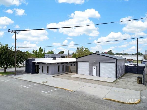 111 S Hayes Street, Emmett, ID 83617