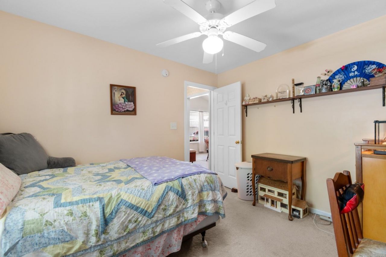 5008 Blue Spruce Ln. Photo 14