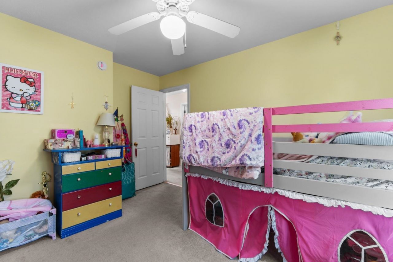 5008 Blue Spruce Ln. Photo 21