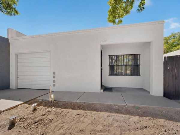 1029 Rigel Street SW, Albuquerque, NM 87105