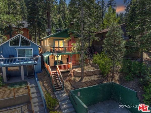 42979 Fern Avenue, Big Bear, CA 92315