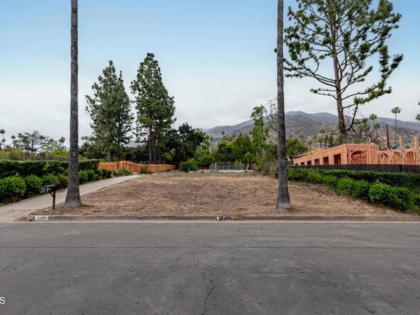 1685 Braeburn Road, Altadena, CA 91001