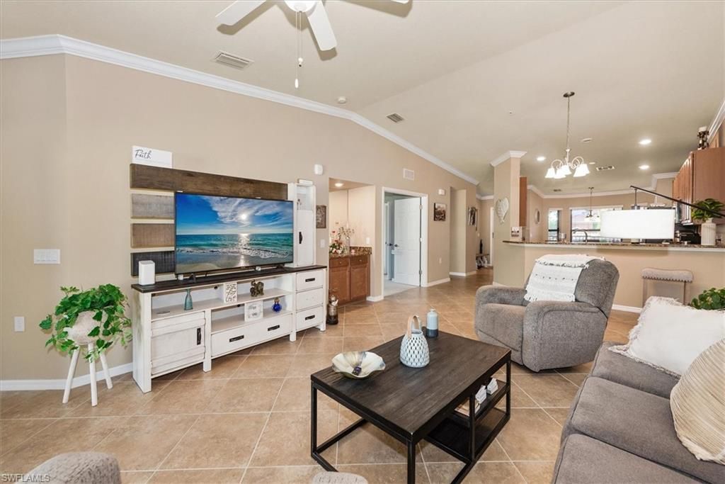 13750 Julias Way , Unit 528, Fort Myers, FL 33919 Photo