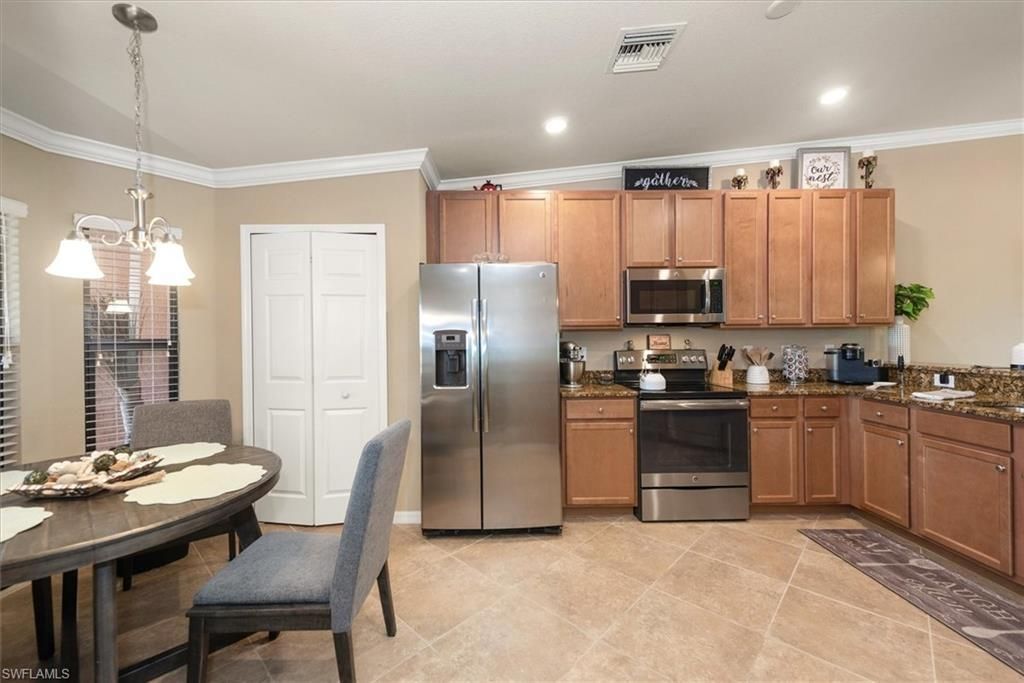 13750 Julias Way , Unit 528, Fort Myers, FL 33919 Photo