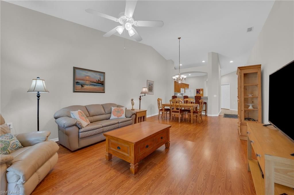 6234 Mandalay Cir, Unit 57, Naples, FL 34112 Photo