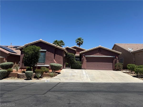 1040 Island Falls Avenue , Henderson, NV 89015