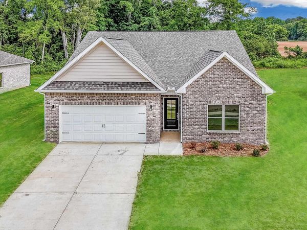 203 Primer Lane, New Market, AL 35761