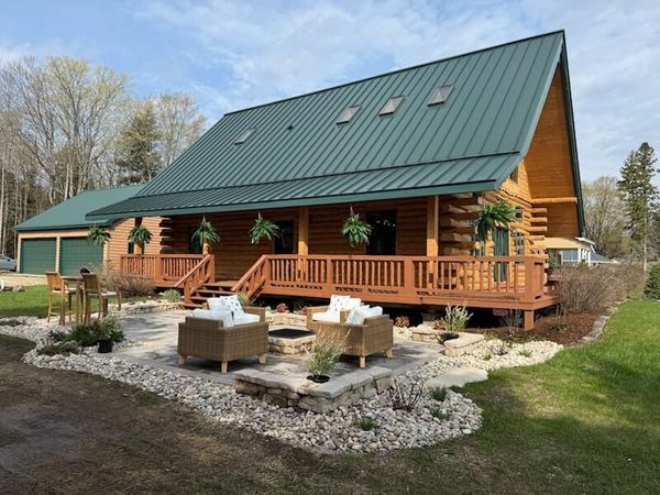 W17501 Bon-I-Quay LN, Curtis, MI 49820