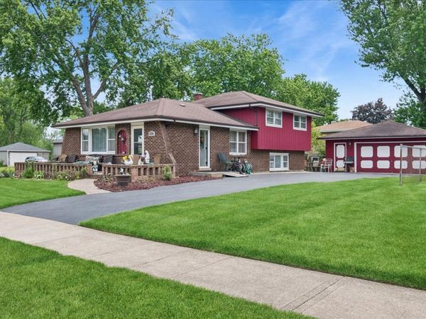 4501 Concordia Court , Midlothian, IL 60445