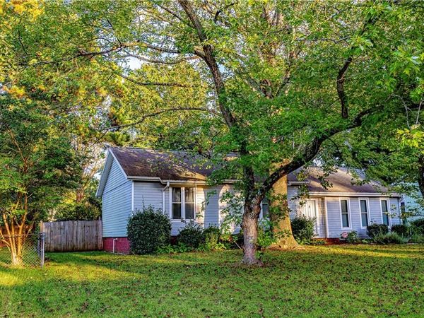 3618 Northfield Place, High Point, NC 27265