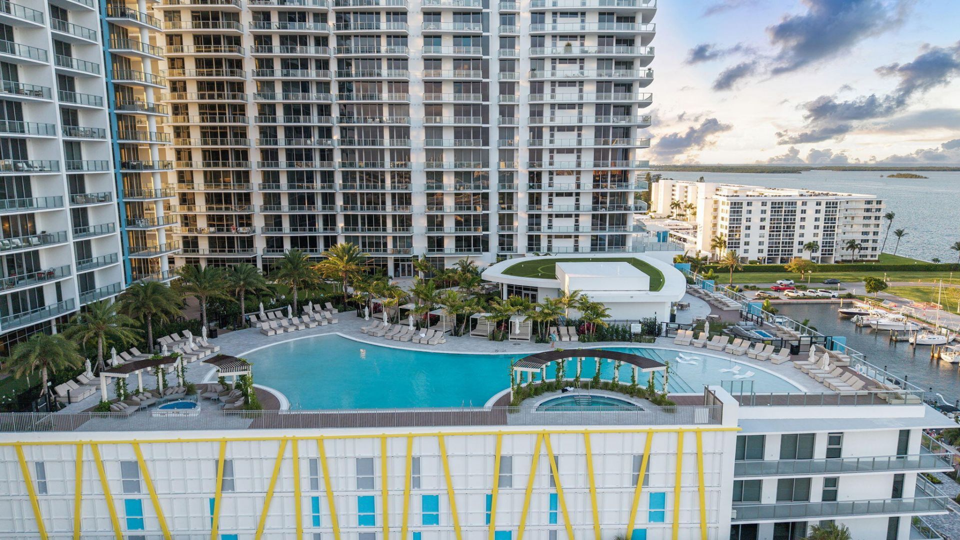 220 Lake Shore Drive, Unit 2321, Lake Park, FL 33403 Photo
